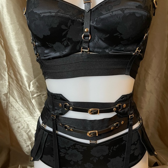 Honey Birdette Miss V Black 3 PC Set - Picture 10 of 12
